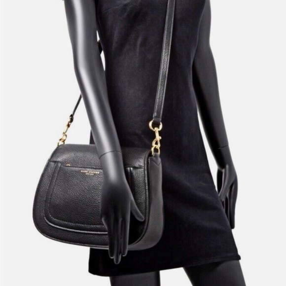 🔥🔥Marc Jacobs Empire City Large Messenger/ Crossbody (Like New) Paid $425🔥🔥 - Picture 1 of 13